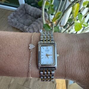 Vintage Citizen Quartz Two Tone Watch | Stainless Steel | Classic